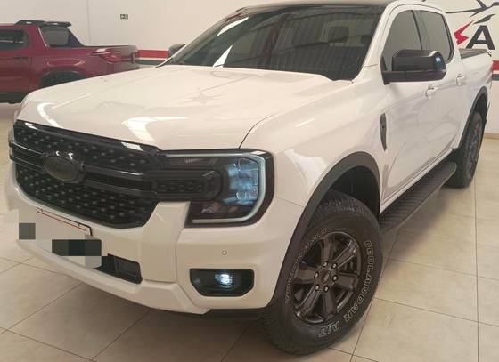 FORD RANGER 3.0 V6 TURBO DIESEL CD XLT 4X4 AUTOMÁTICO FORD RANGER 3.0 V6 TURBO DIESEL CD XLT 4X4 AUTOMÁTICO